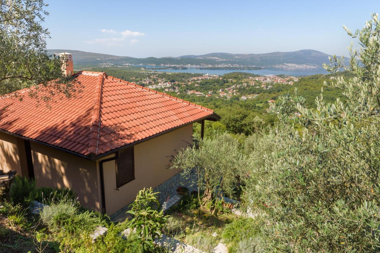 Sunset Holiday Home Тиват Экстерьер фото