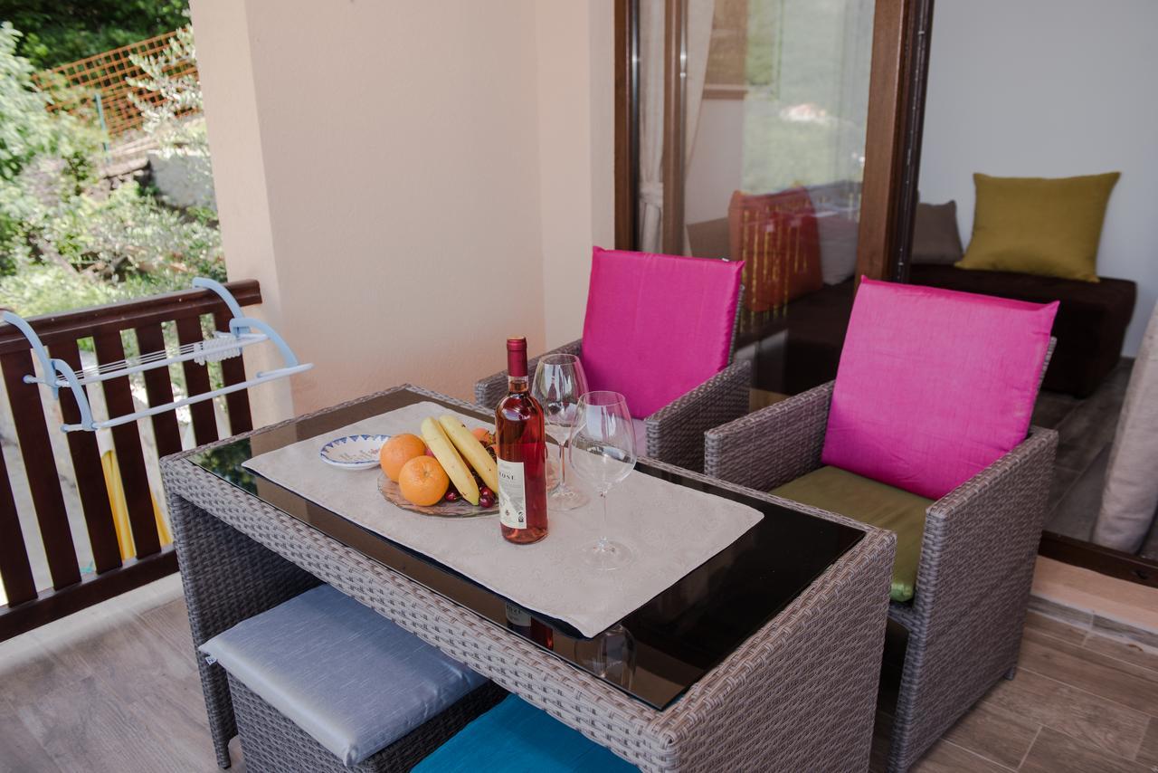 Sunset Holiday Home Тиват Экстерьер фото